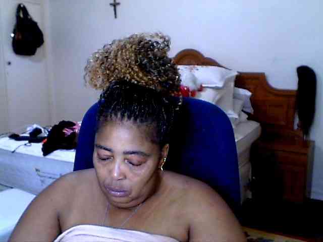 pussylips53 Live Webcam on BongaCams