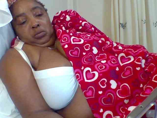 pussylips53 pussylips53