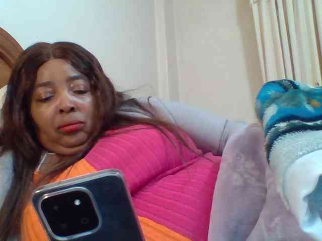 pussylips53 webcam