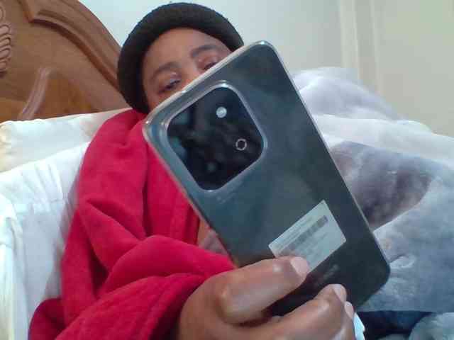 pussylips53 webcam