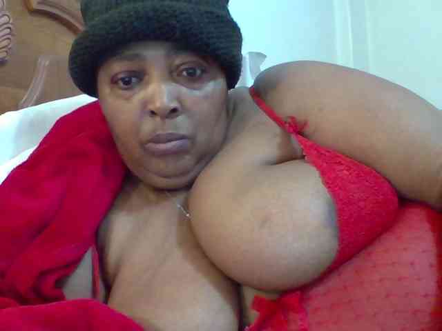 pussylips53 webcam