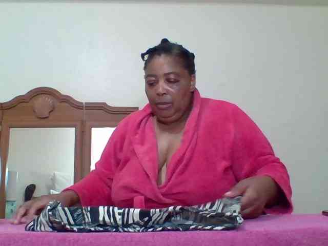 pussylips53 webcam