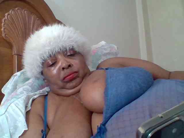 pussylips53 webcam