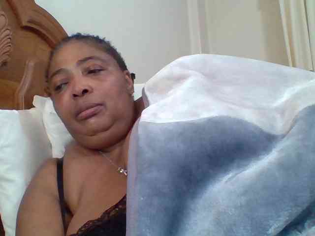 pussylips53 webcam