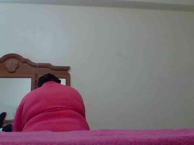 pussylips53 webcam