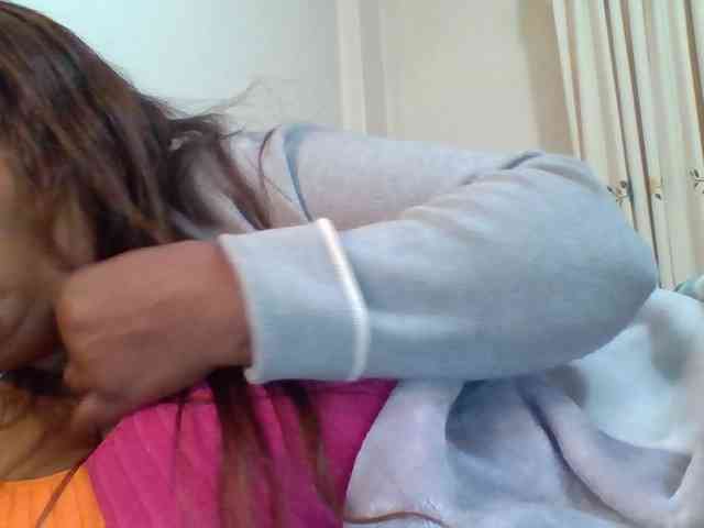 pussylips53 webcam