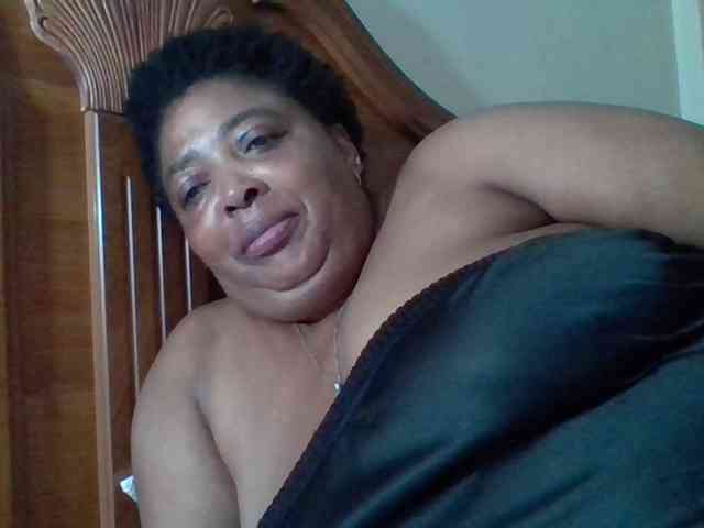 pussylips53 webcam