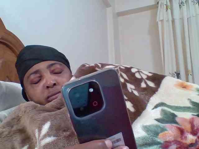 pussylips53 webcam