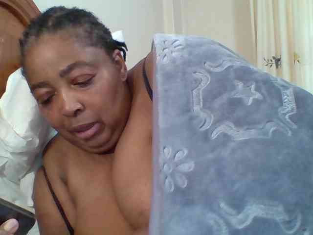 pussylips53 webcam
