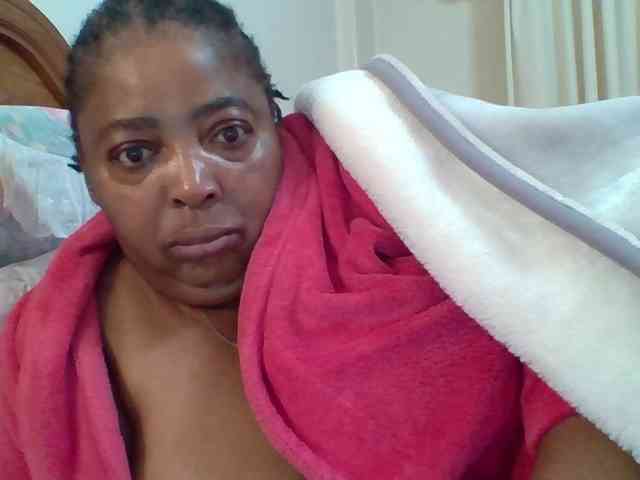pussylips53 webcam