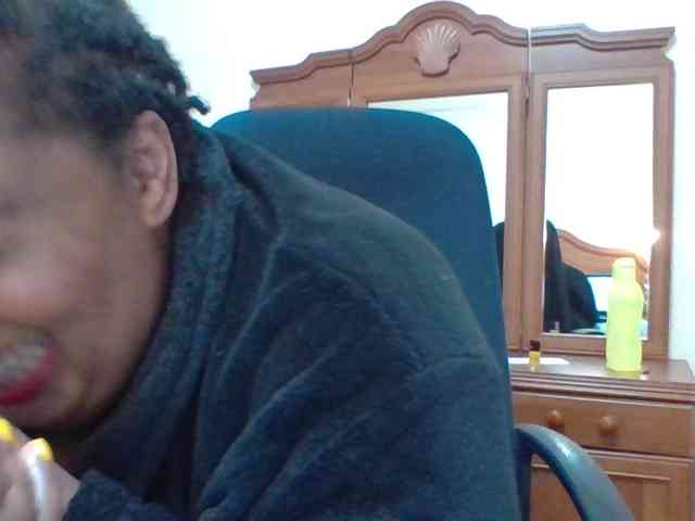 pussylips53 webcam