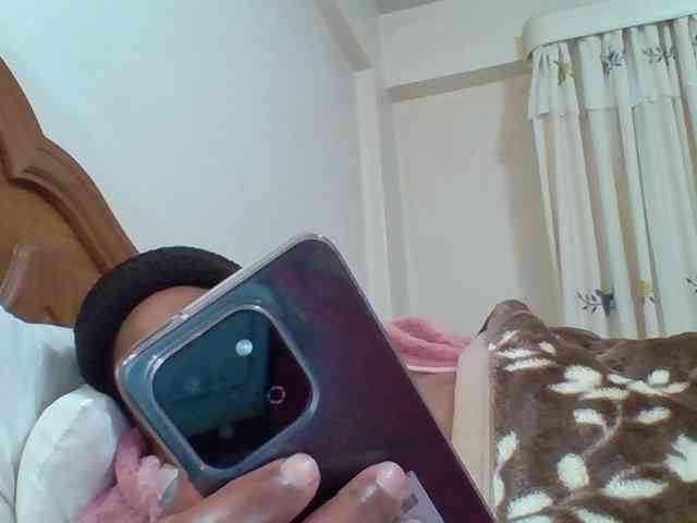 pussylips53 webcam