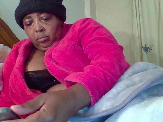 pussylips53 webcam