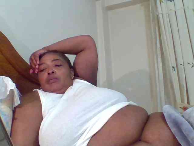 pussylips53 Live Webcam on BongaCams