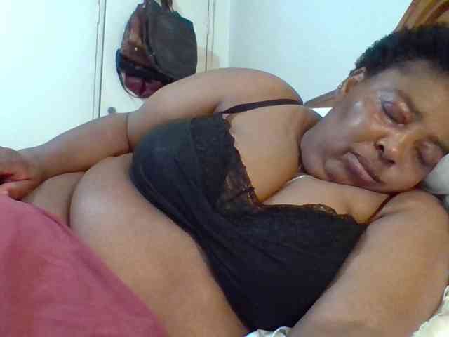 pussylips53 webcam