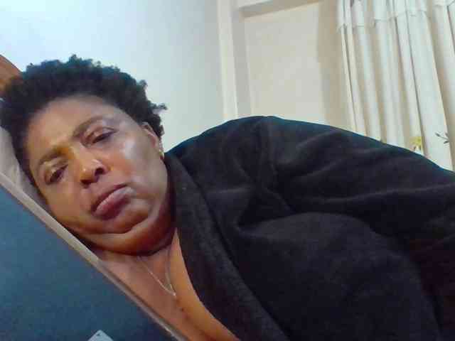 pussylips53 webcam