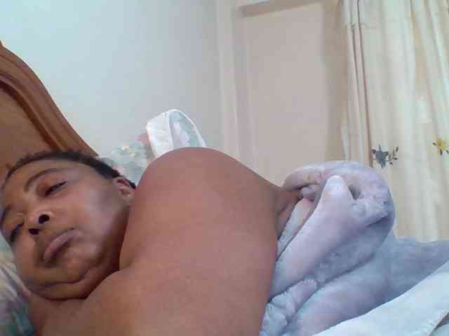 pussylips53 webcam