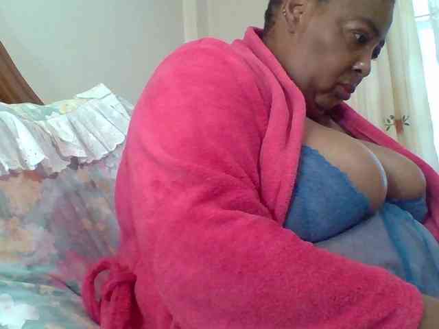 pussylips53 webcam