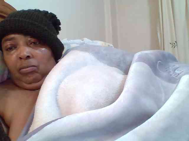 pussylips53 webcam
