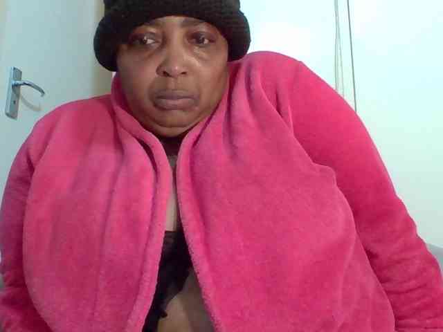 pussylips53 webcam
