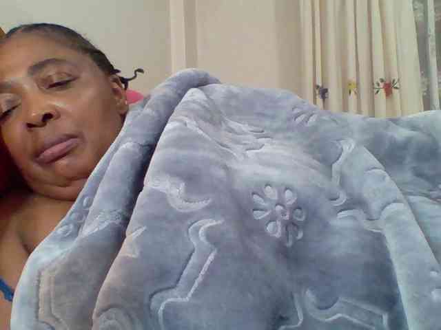 pussylips53 webcam