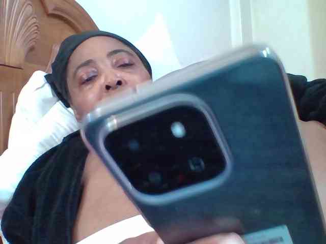pussylips53 webcam