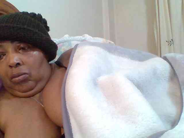 pussylips53 webcam