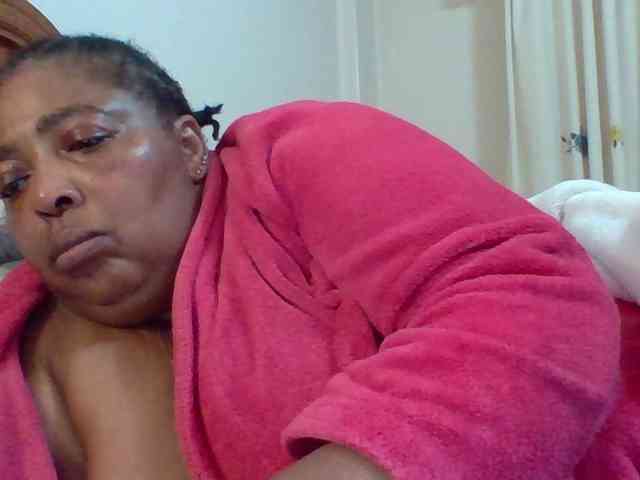 pussylips53 webcam