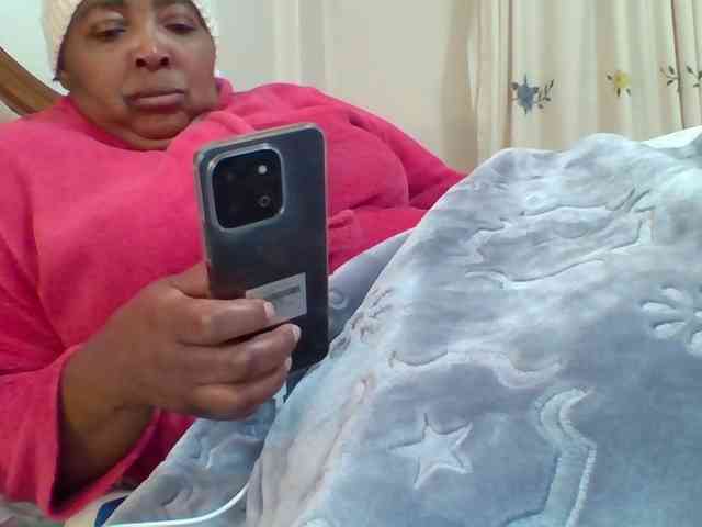 pussylips53 webcam