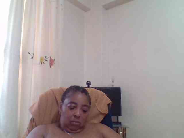 pussylips53 pussylips53