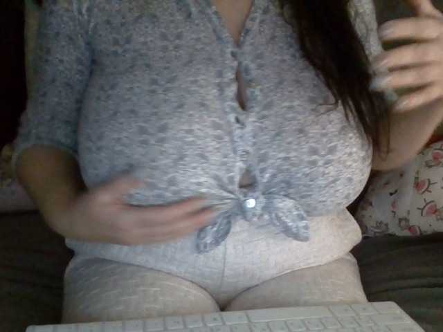 RinaSunnyy's BongaCams show and profile