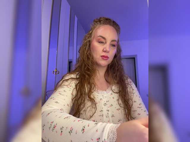 cherryygirl from BongaCams