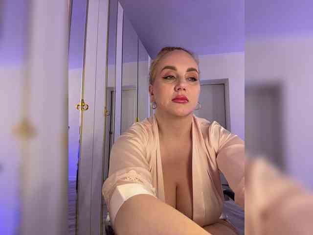 cherryygirl webcam