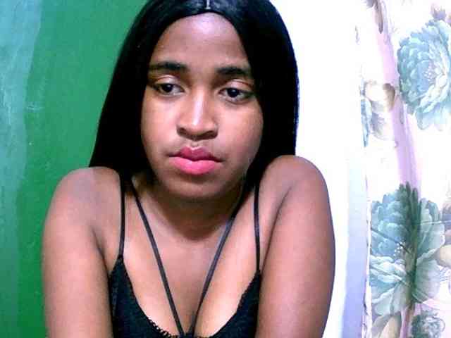 Blacksexy1 webcam