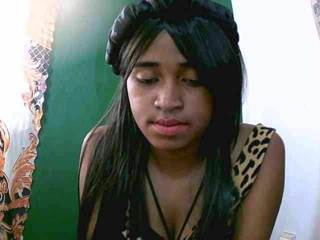 Blacksexy1 webcam