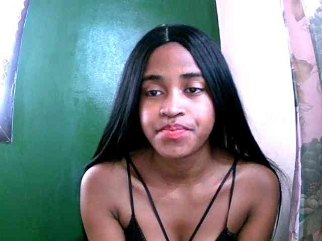 Blacksexy1 webcam