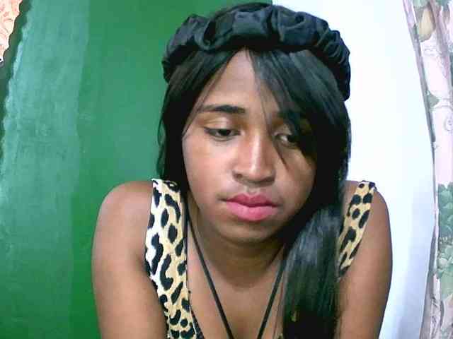 Blacksexy1 webcam
