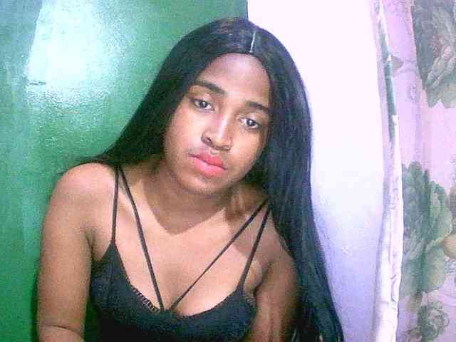 Blacksexy1 webcam