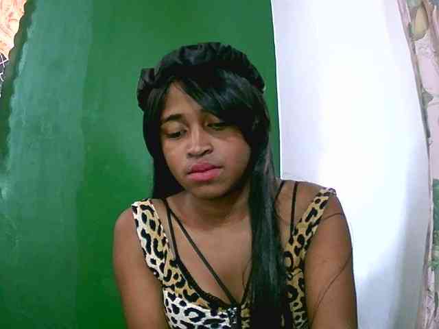 Blacksexy1 webcam
