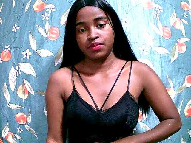 Blacksexy1 webcam