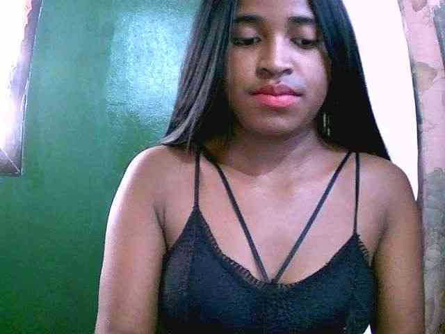 Blacksexy1 webcam