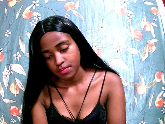 Blacksexy1 webcam