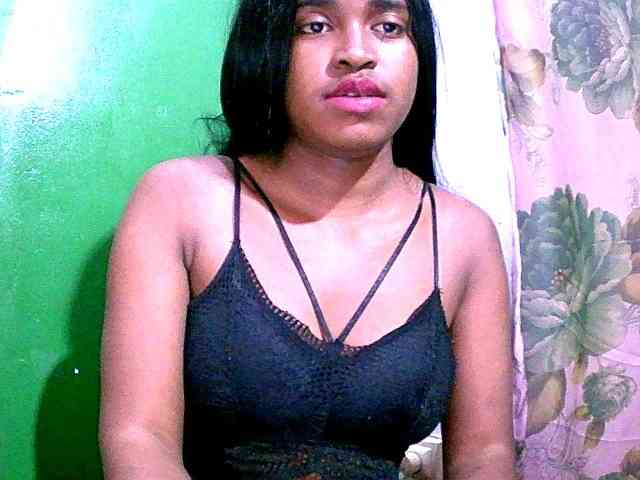Blacksexy1 webcam