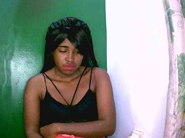 Blacksexy1 webcam