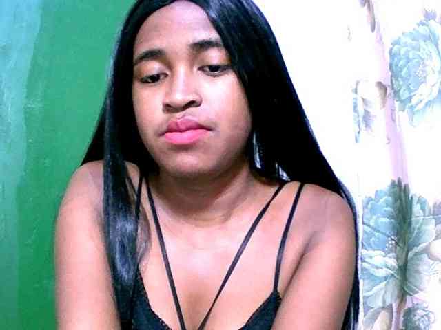 Blacksexy1 webcam