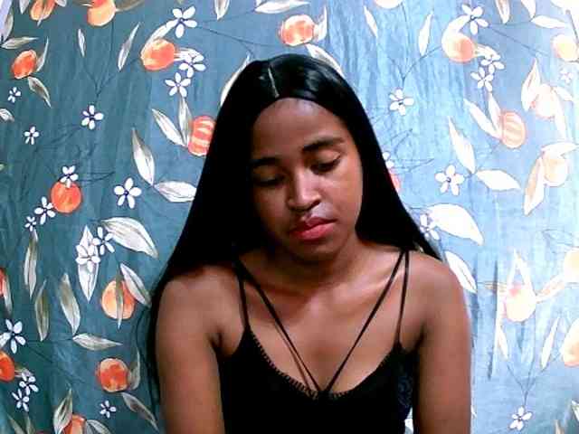 Blacksexy1 webcam