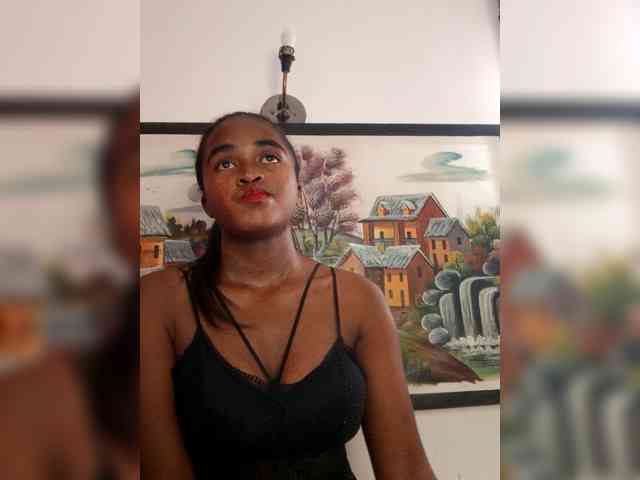 Blacksexy1 webcam