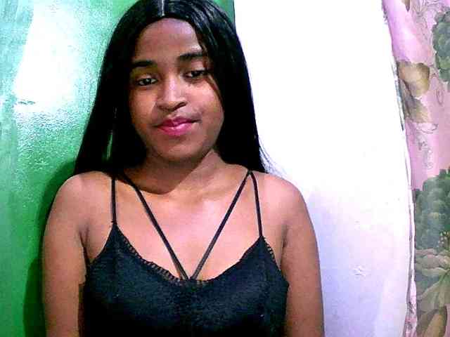 Blacksexy1 webcam