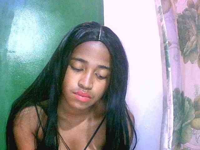 Blacksexy1 webcam
