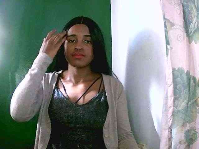 Blacksexy1 webcam